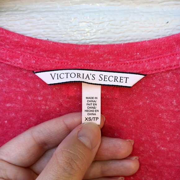 Victorias Secret Pajama Sleep Top Henley Long Sleeve XS Red V-neck LIGHTWEIGHT - Picture 4 of 4
